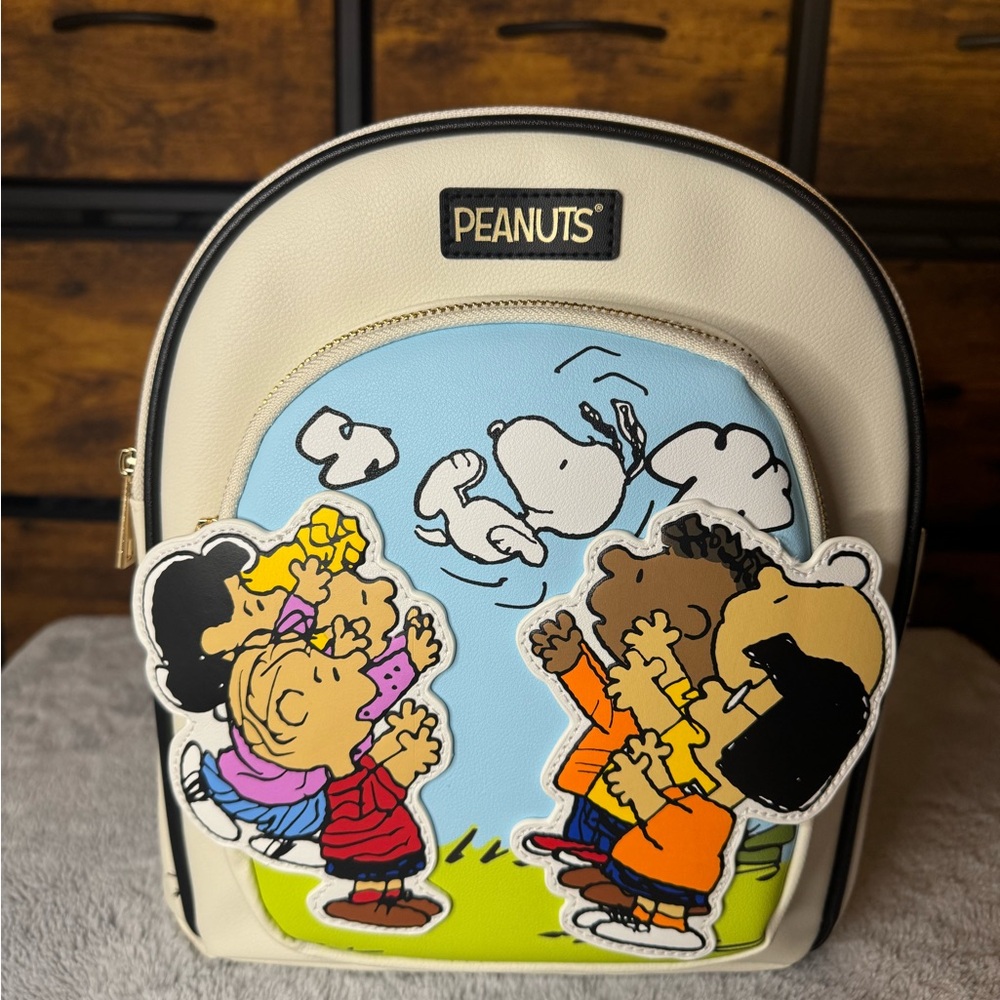 Peanuts Character Backpack Limited Edition - Picture 5 of 6